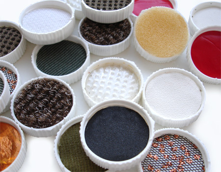 Гра з кришечок з-під соку Тактильний мішечок